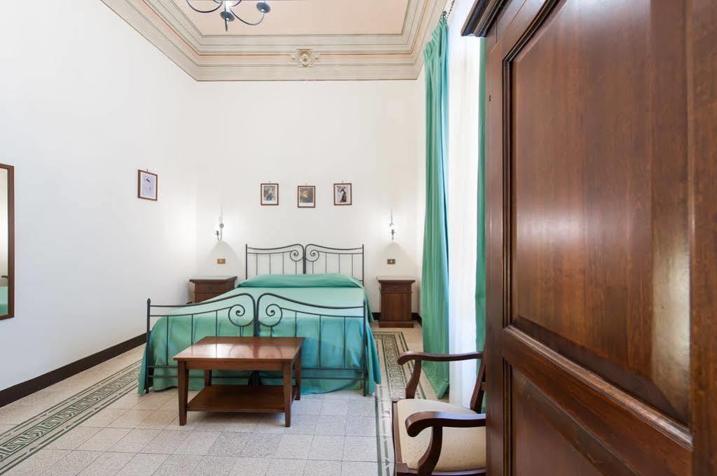 Panormus Hotel Палермо Екстериор снимка