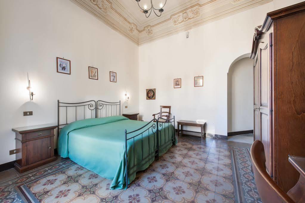 Panormus Hotel Палермо Екстериор снимка