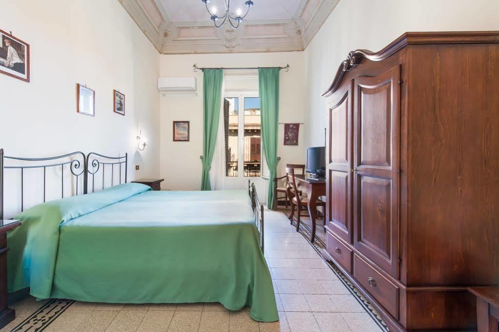Panormus Hotel Палермо Екстериор снимка